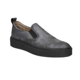 Dámske Slip-on na čiernej flatforme