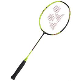 Bedmintonová raketa Yonex Astrox 6
